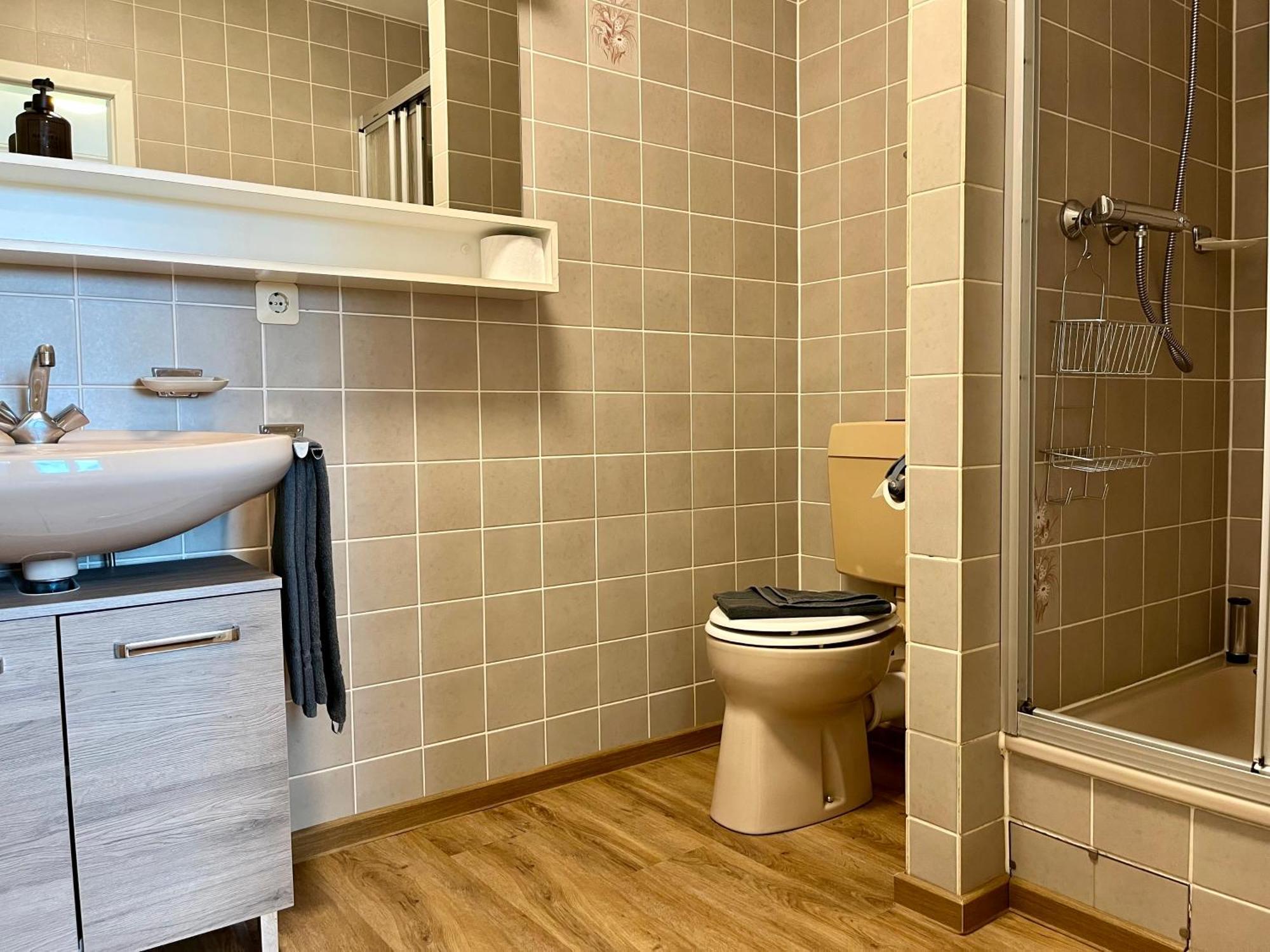 Aparthotel Tannenhof Wittlich Buitenkant foto